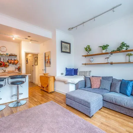 Apartment Pass The Keys Balham Modern Cosy