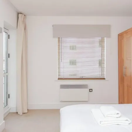 Spacious 2 Bedroom Flat On Bermondsey St