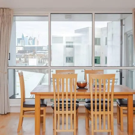 Spacious 2 Bedroom Flat On Bermondsey St * London