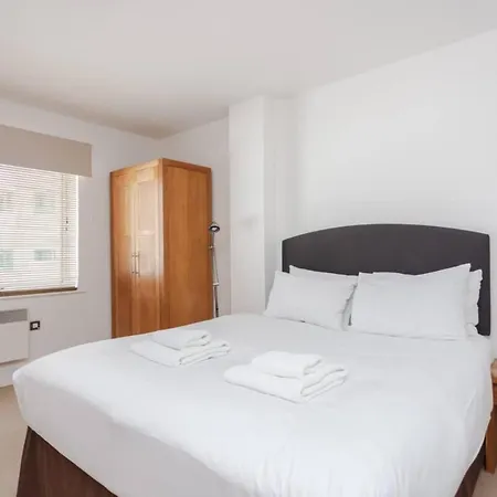 Spacious 2 Bedroom Flat On Bermondsey St