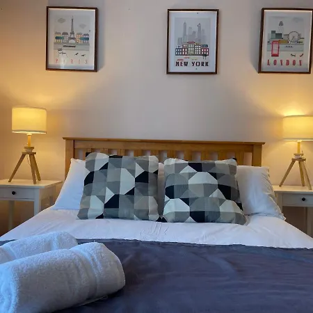 43 Kimberly Road London