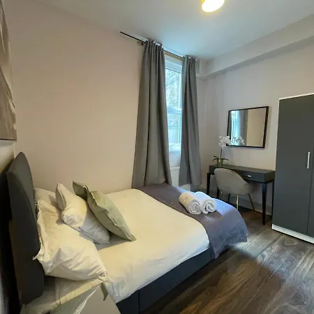 43 Kimberly Road *