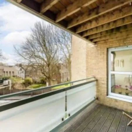 Centrally Located Flat - Battersea Park Road * London