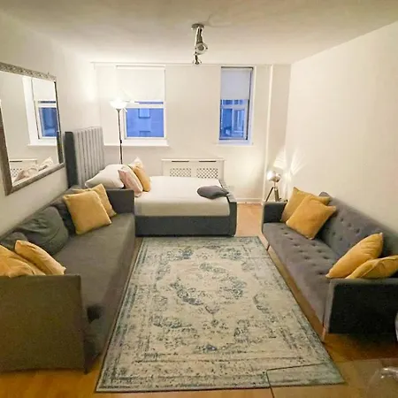 Apartment Flat 18