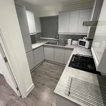 West Ham Apartment *