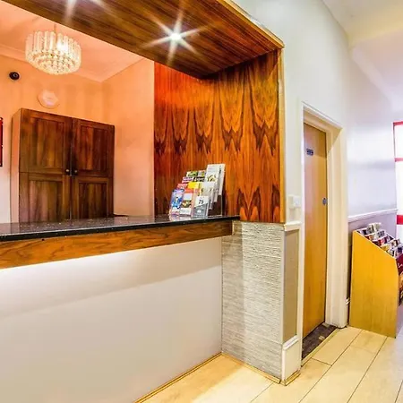 The Park Hotel 2*