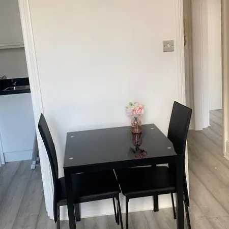 Apartment Spacious 2 Bedroom Flat In Paddington