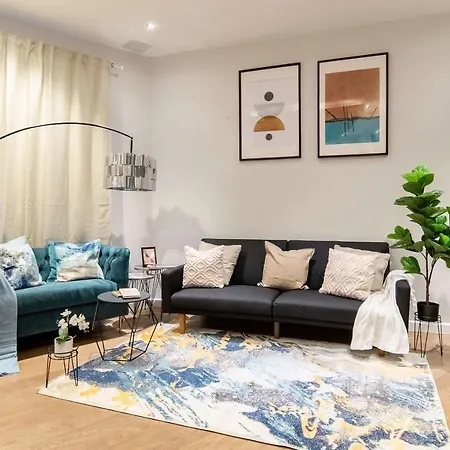 Holiday home Stunning Camden House With Private Terrace & Free Parking