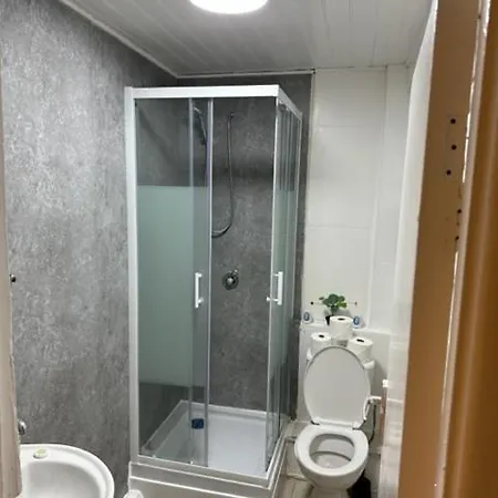 Superb One Bedroom Private Apartment