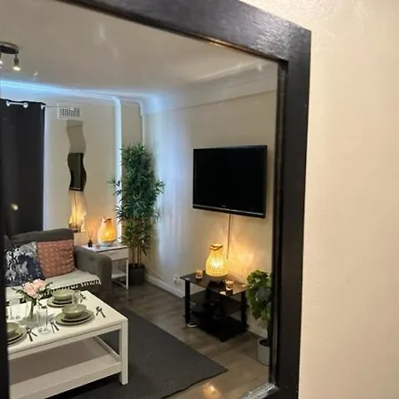 Superb One Bedroom Private Apartment