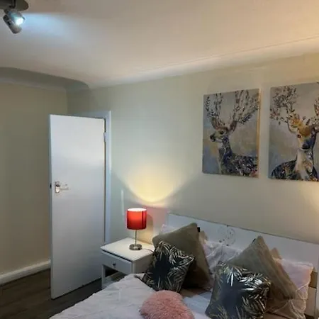 Superb One Bedroom Private Apartment