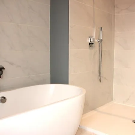 Lovely, Cosy 3 Bedroom Apartment