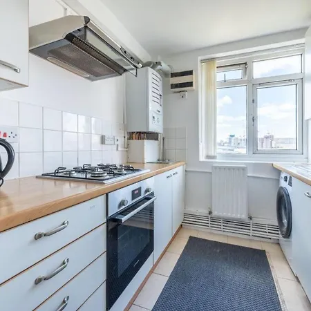 Flat 13 Apartment