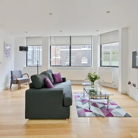Red Lion Court By City2stay Apartment London