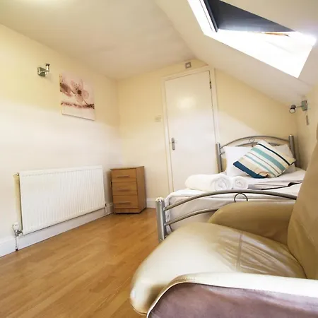 Flexistay Tooting 3*
