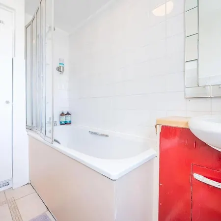Flat 13 * London