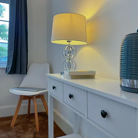 Maberic Housing Privatunterkunft Cranford