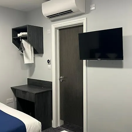 Blue Sapphire Hotel
