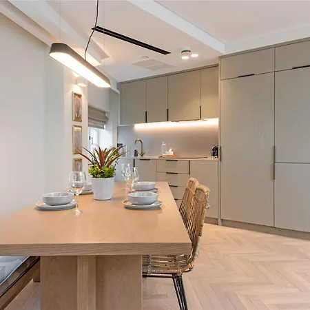 Apartment Covent Garden Piazza By Stayo