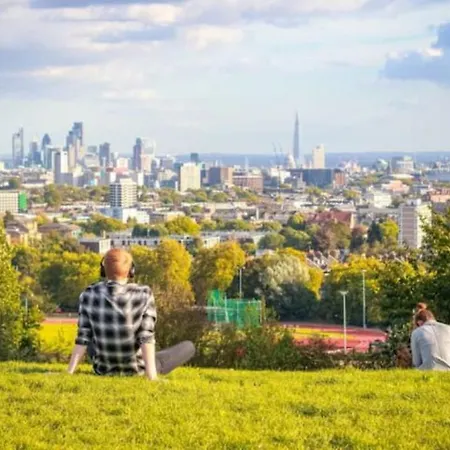 Cozy In Hampstead Heath * London
