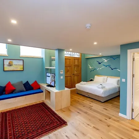 Limehouse Library Hotel