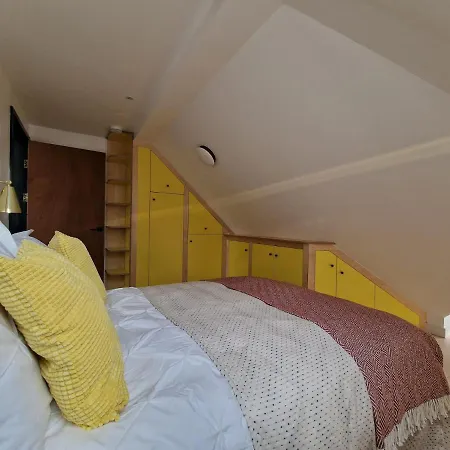 Sky - Stunning 3 Bed Apt In The Sky Appartamento