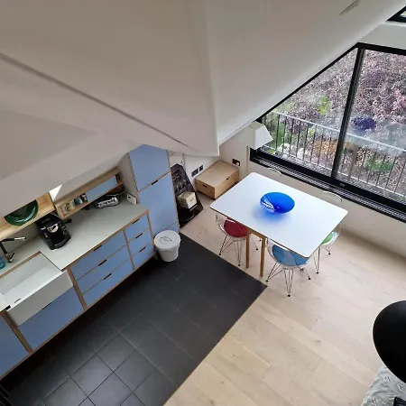 Apartment Sky - Stunning 3 Bed Apt In The Sky London