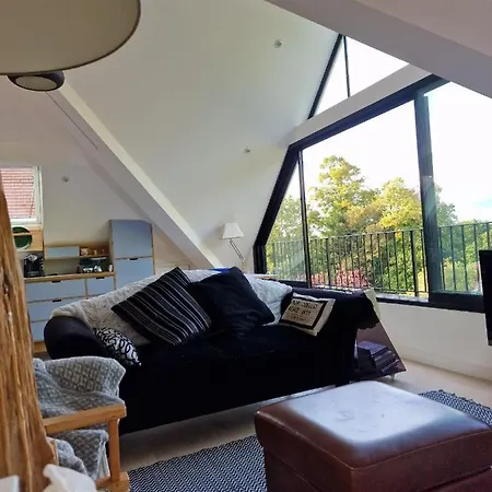 Sky - Stunning 3 Bed Apt In The Sky *