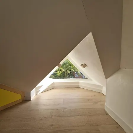Sky - Stunning 3 Bed Apt In The Sky * London