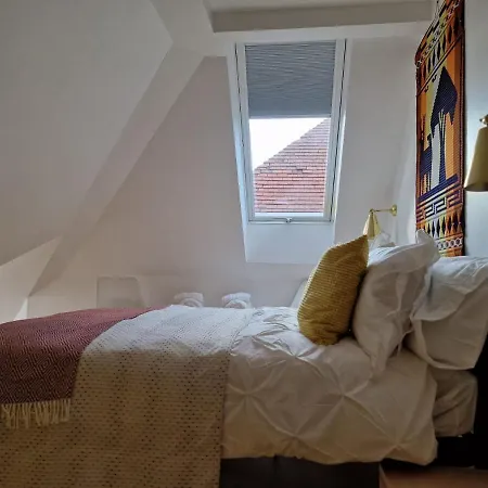 Appartamento Sky - Stunning 3 Bed Apt In The Sky Londra