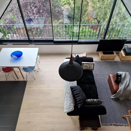 Sky - Stunning 3 Bed Apt In The Sky London