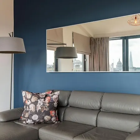 Mulberry South Penthouse By Living
