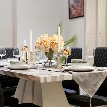 Stunning Camden House With Private Terrace & Free Parking Londen
