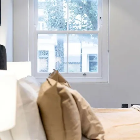 Vakantiehuis Stunning Camden House With Private Terrace & Free Parking