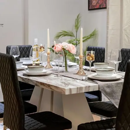 Vakantiehuis Stunning Camden House With Private Terrace & Free Parking Londen