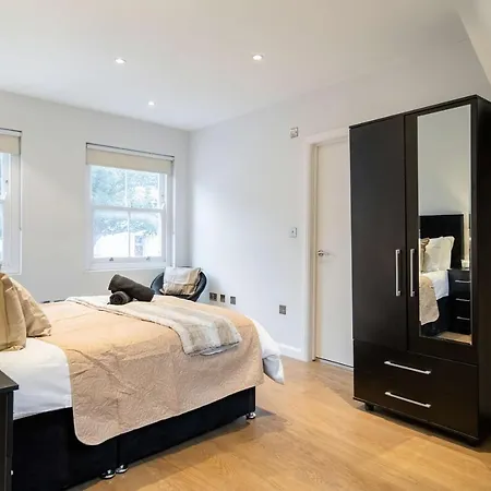 Stunning Camden House With Private Terrace & Free Parking *