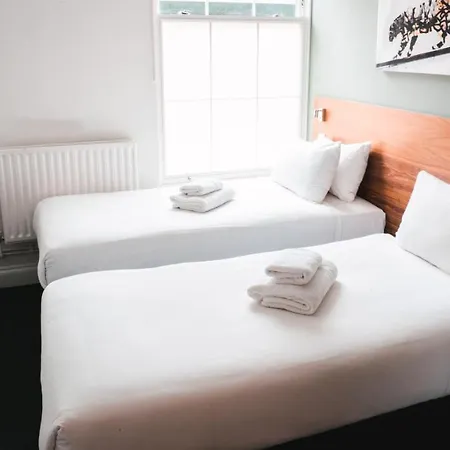 Chelsea Hotell 3*