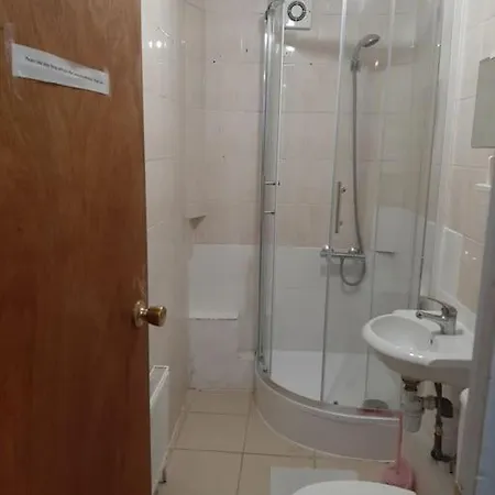 Lovely Budget Double Ensuite In Bricklane London