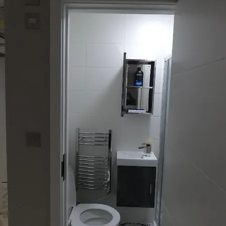 Séjour chez l'habitant Lbt Ltd