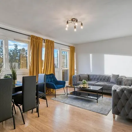 Apartment Kings Cross 4 Br London
