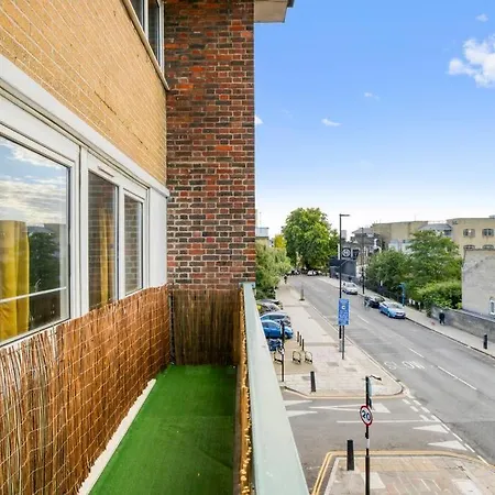 Kings Cross 4 Br Apartment London