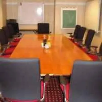 Hotel De Vere Devonport House 4*