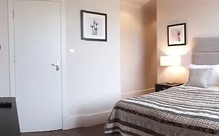 Ravna Gora Hotel 3*
