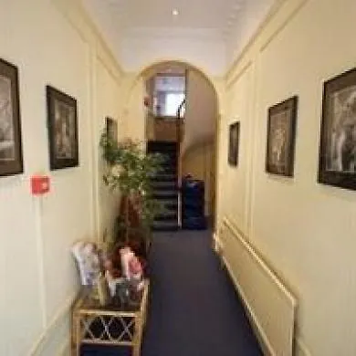 Hotel Hadleigh London