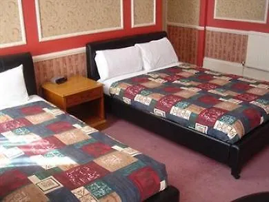Hadleigh Hotel 3*