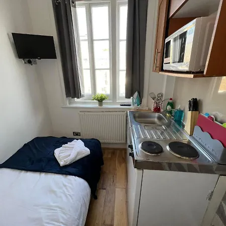 Single Studio Shared Bathroom/toilet Near Paddington Londyn