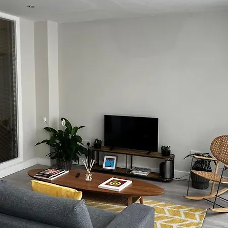 Lovely 1-bedroom In N1 * London