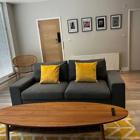 Apartment Lovely 1-bedroom In N1