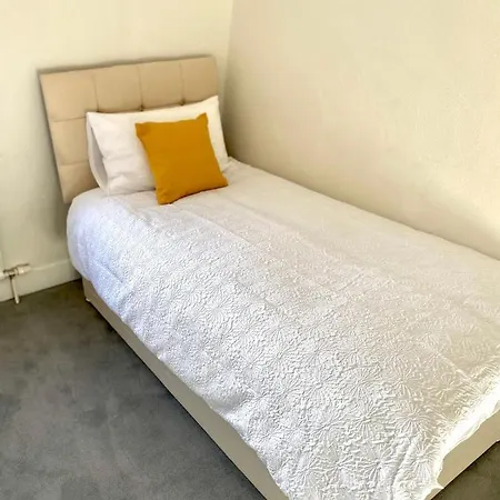 Modern 1 Bedroom Flat In Paddington Apartment London