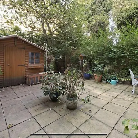 Lovely 1 Bedroom In West Kensington